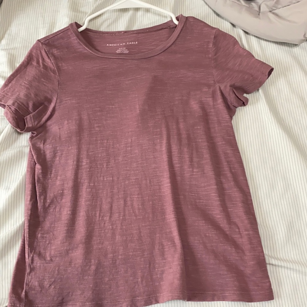 American Eagle tee